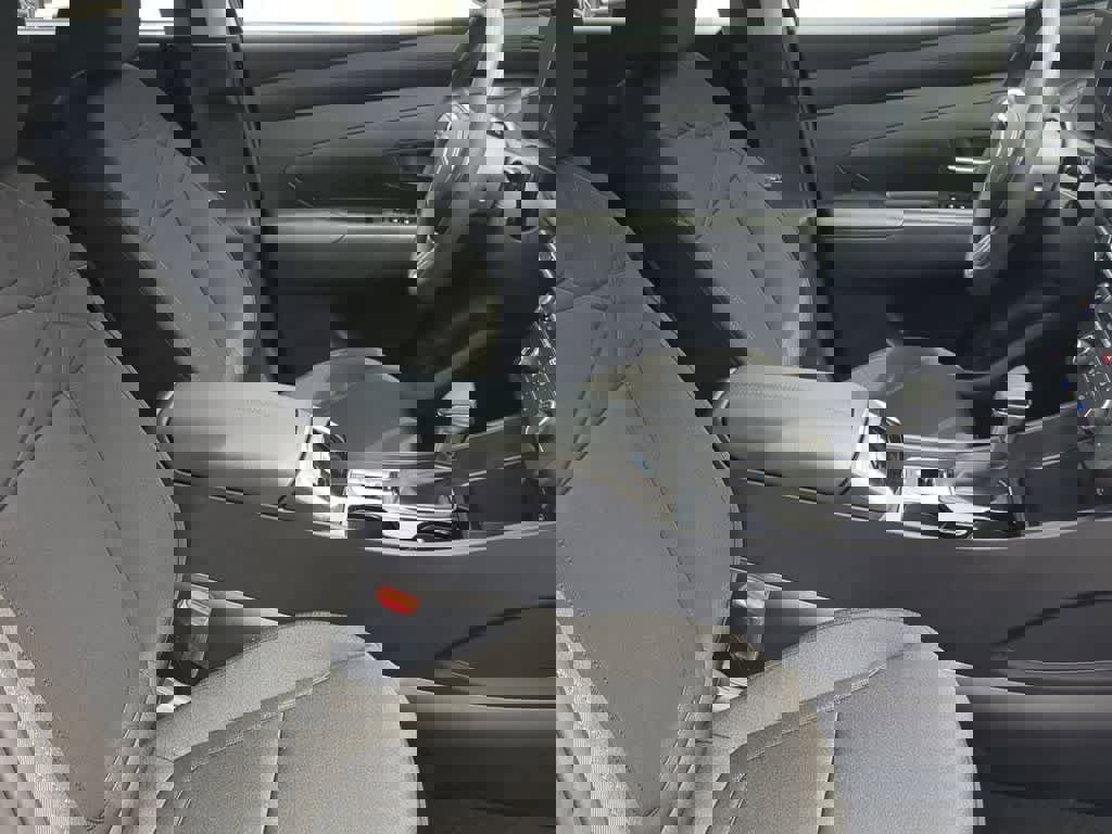 New 2026 Hyundai Tucson SE image 22