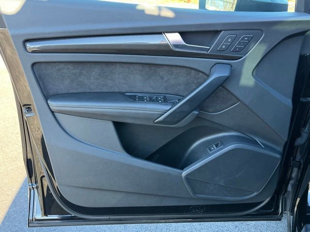 Used 2019 Audi SQ5 Premium Plus w/ Premium Plus Package image 10