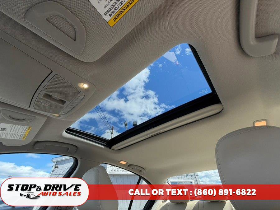 Used 2015 INFINITI Q50 Premium w/ Navigation Package AWD/4WD image 15