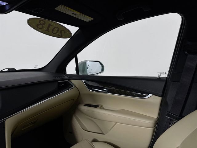 Used 2018 Cadillac XT5 AWD image 25