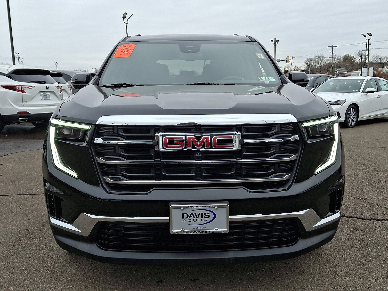 Used 2025 GMC Acadia Elevation AWD/4WD image 2