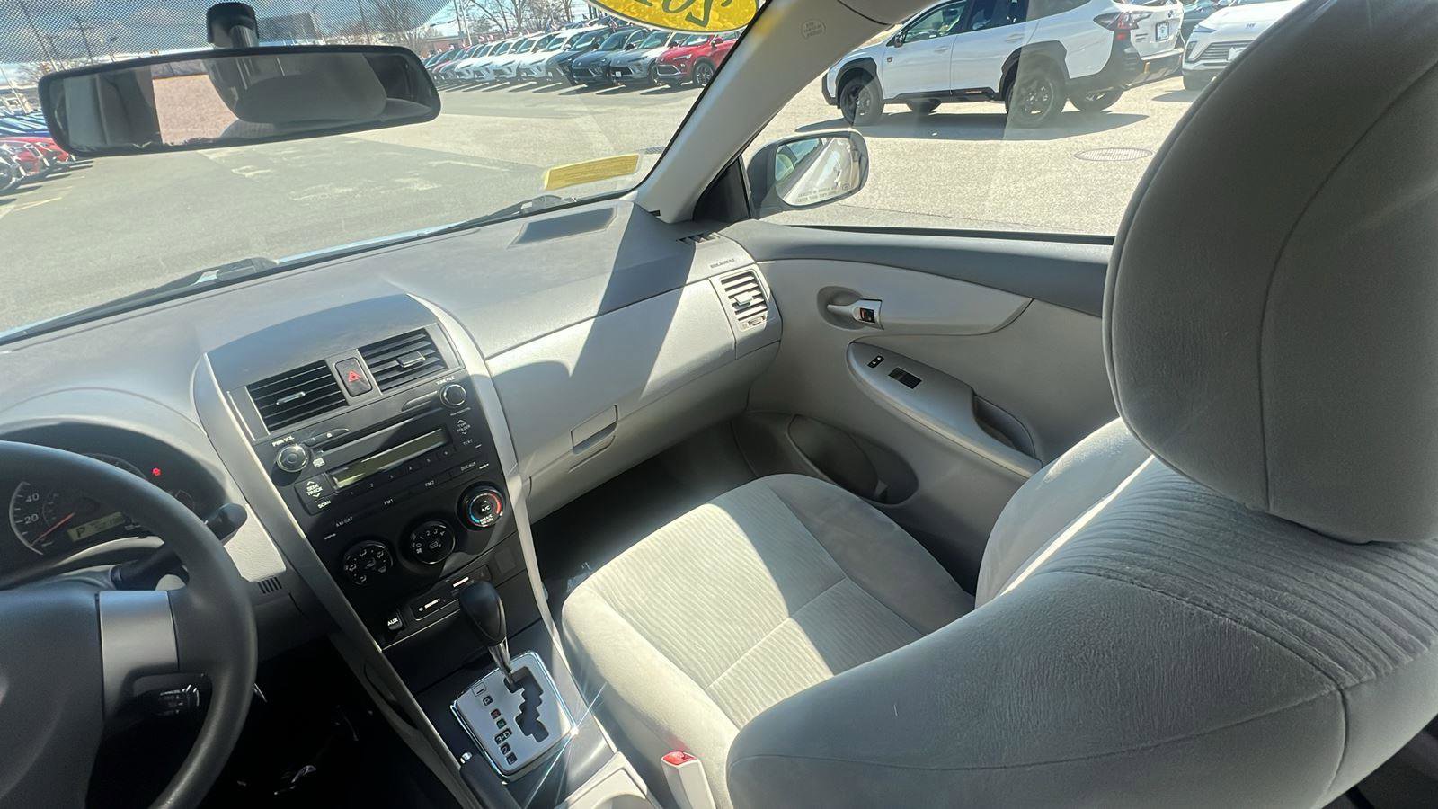 Used 2010 Toyota Corolla LE FWD image 22