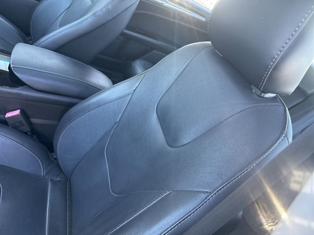 Used 2016 Ford Fusion Titanium image 3