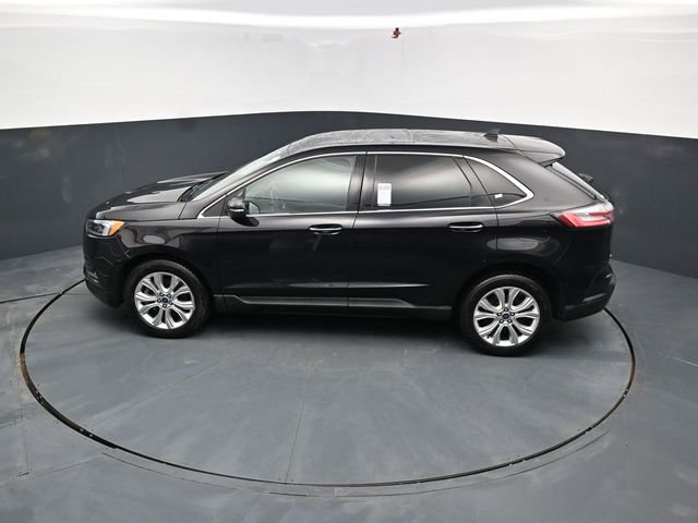 Used 2022 Ford Edge Titanium w/ Equipment Group 301A AWD/4WD image 32