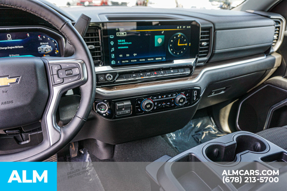 Used 2026 Chevrolet Silverado 1500 LT RWD image 31
