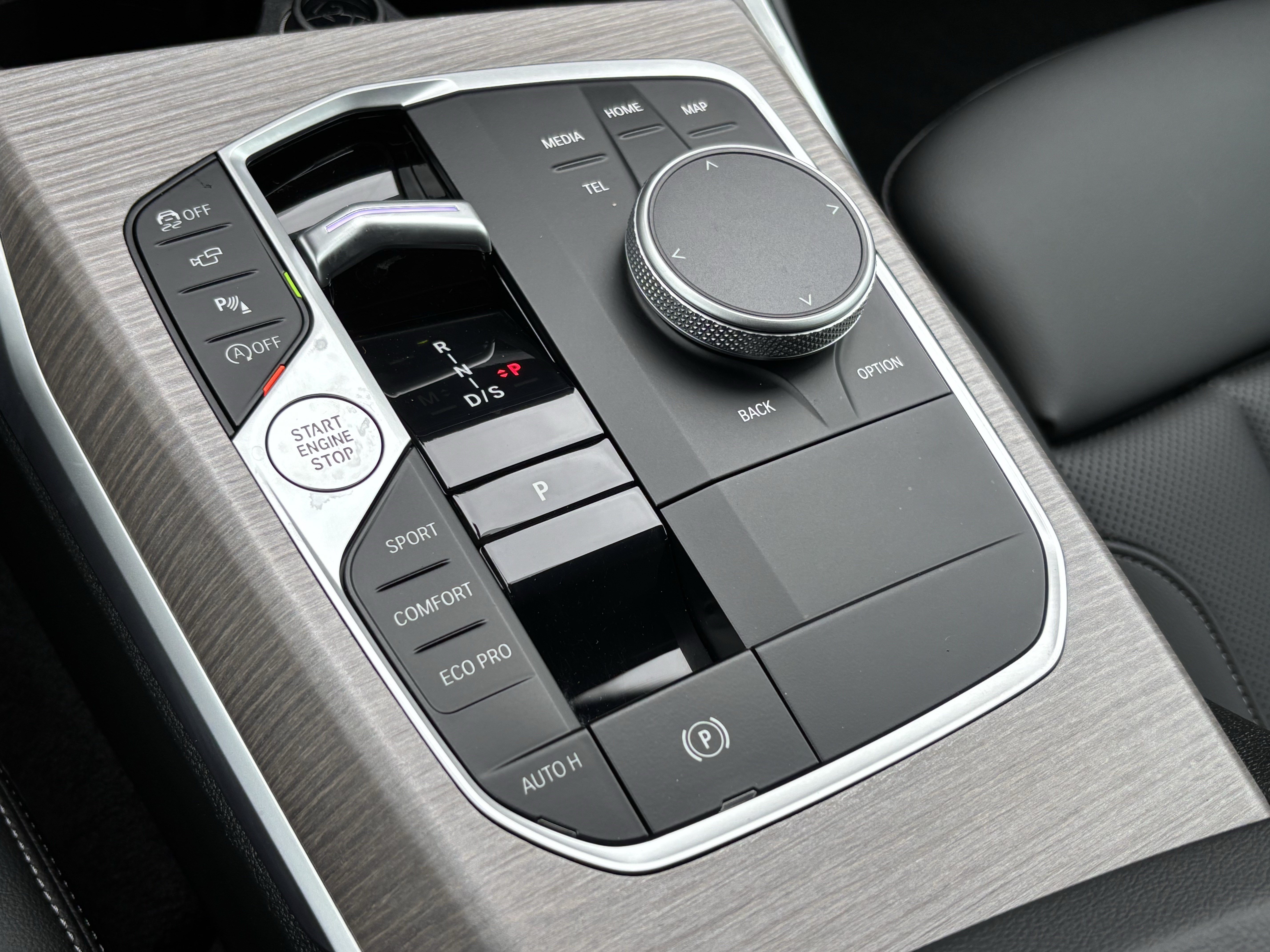 Certified 2025 BMW 330i Sedan RWD image 26