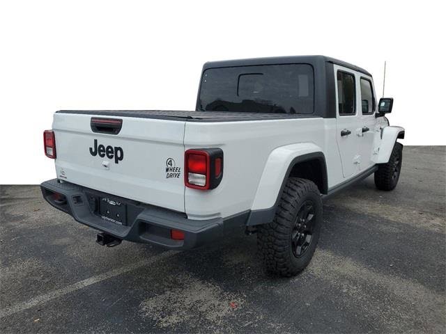 New 2023 Jeep Gladiator Willys image 4