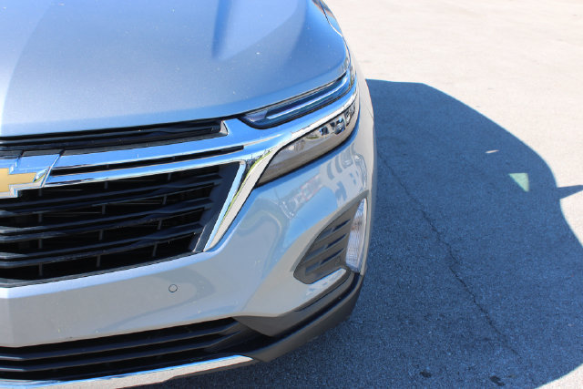 Used 2024 Chevrolet Equinox LT FWD image 39