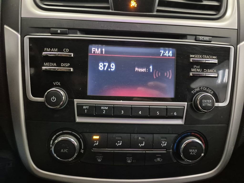 Used 2017 Nissan Altima 2.5 SR image 13