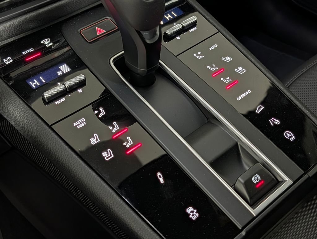 New 2026 Porsche Macan S image 34