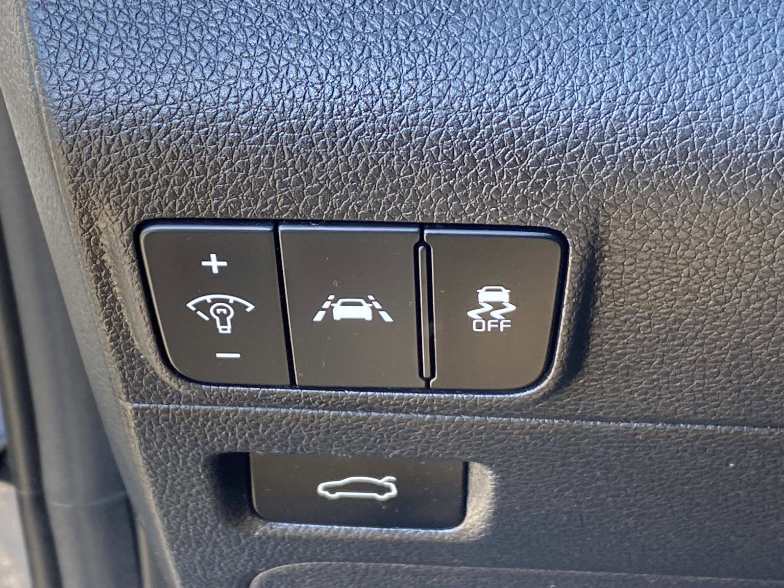 Used 2023 Kia K5 LXS FWD image 19