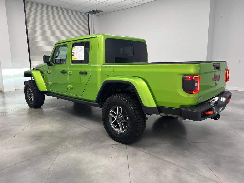 Used 2025 Jeep Gladiator Mojave w/ Convenience Group AWD/4WD image 6