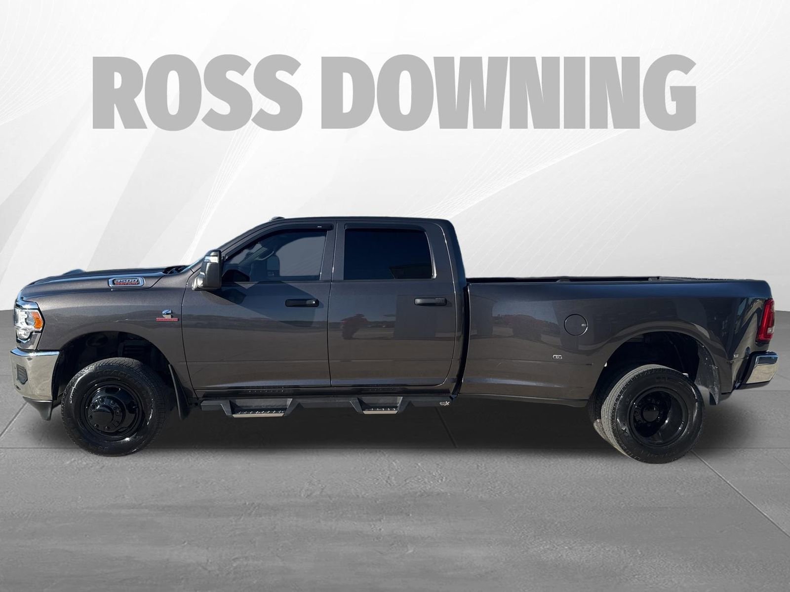 Used 2023 RAM 3500 Tradesman image 3
