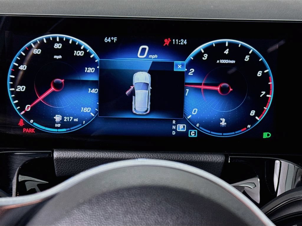 Used 2023 Mercedes-Benz GLA 250 4MATIC image 13