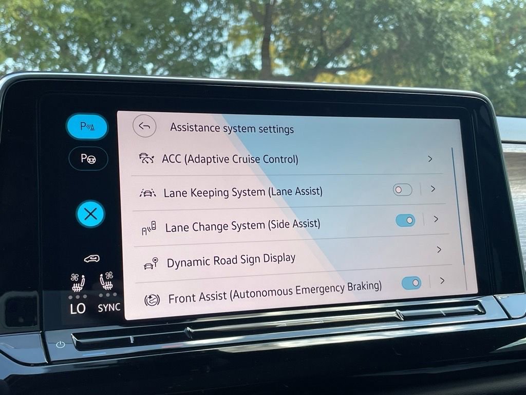 New 2026 Volkswagen Atlas SEL Premium R-Line image 15