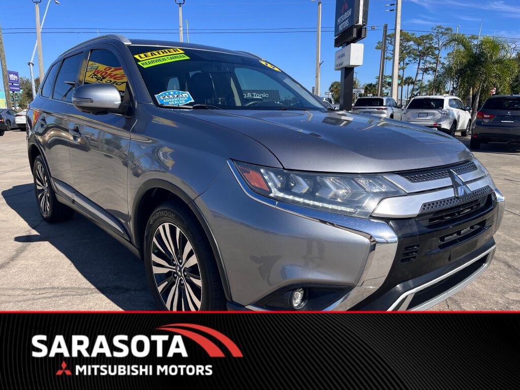 Used 2019 Mitsubishi Outlander SEL image 1