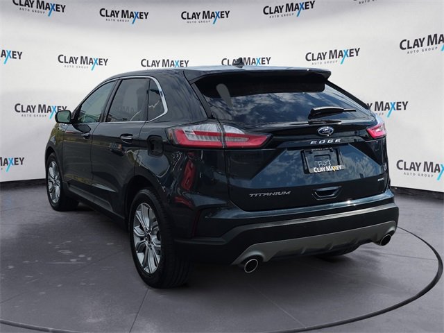 Used 2024 Ford Edge Titanium image 3