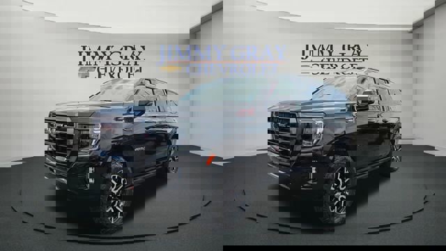 Used 2023 GMC Yukon XL AT4 w/ AT4 Premium Package image 1