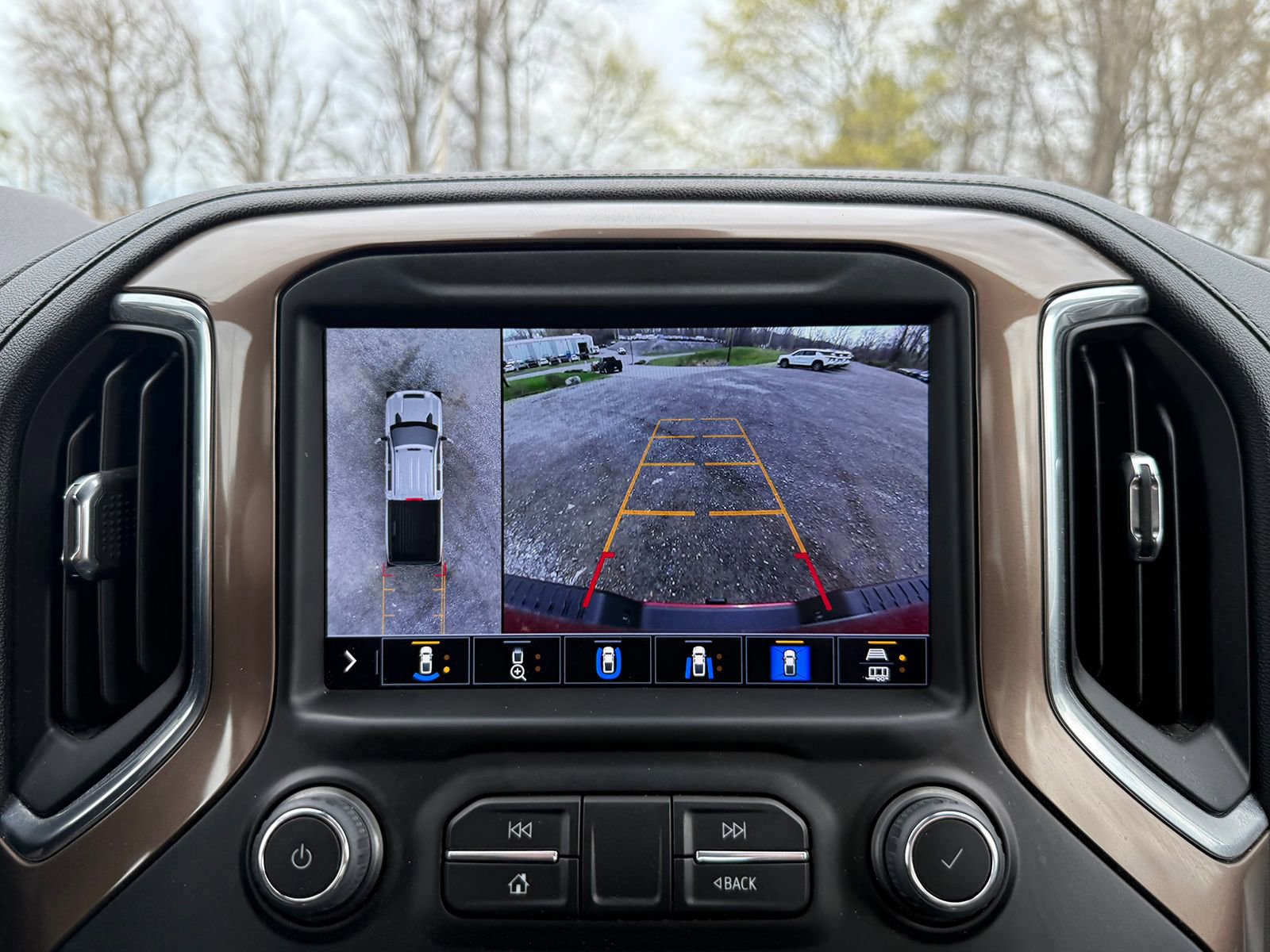 Used 2022 Chevrolet Silverado 2500 High Country w/ LPO, Hitch Package AWD/4WD image 34