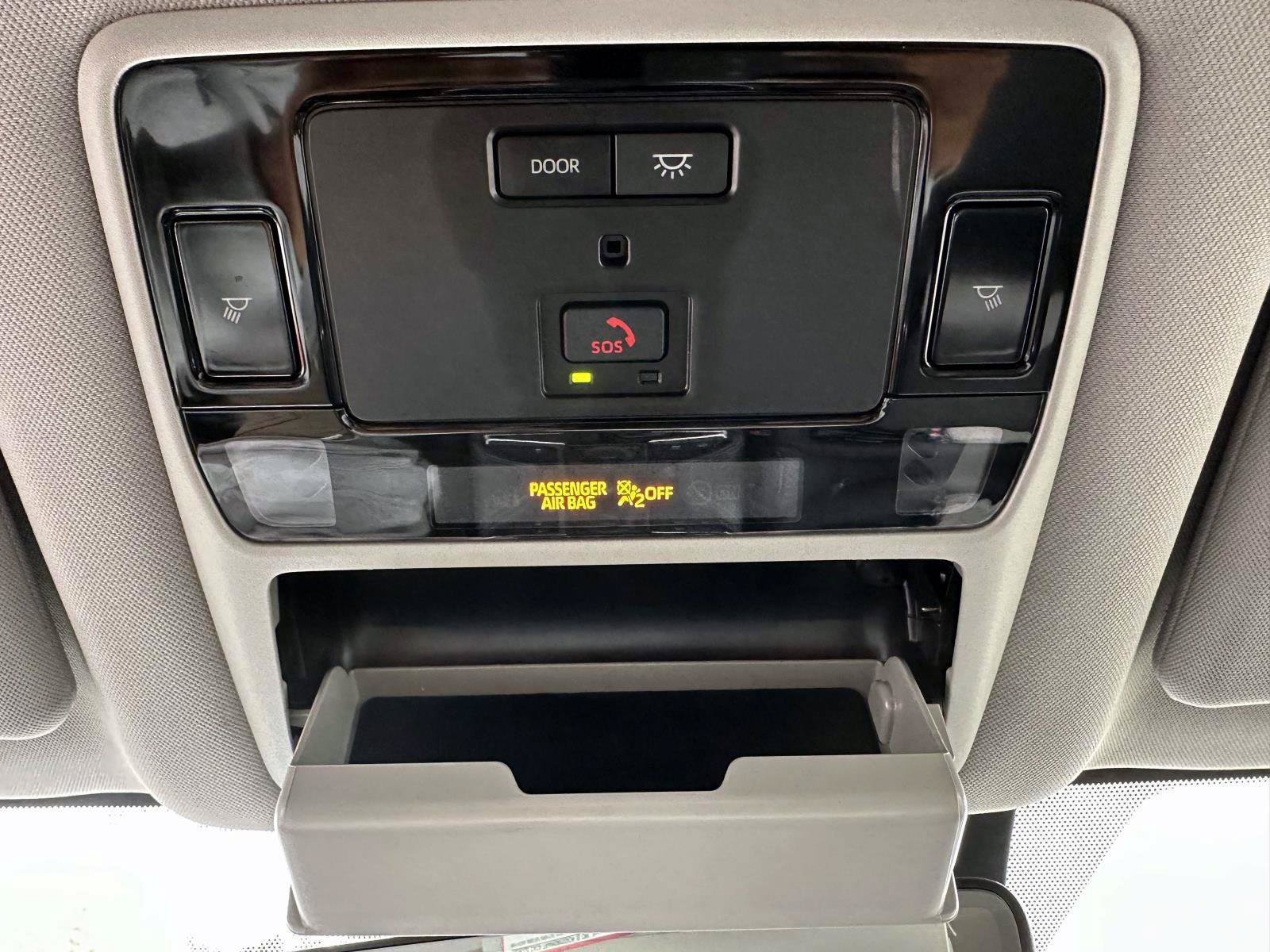 Used 2024 Toyota Grand Highlander AWD Hybrid image 36