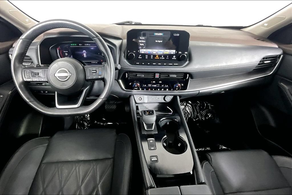 Used 2023 Nissan Rogue Platinum w/ Platinum Premium Package FWD image 15