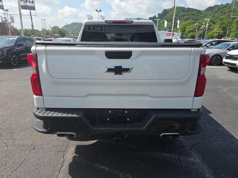 Used 2023 Chevrolet Silverado 1500 LT Trail Boss w/ Protection Package AWD/4WD image 6