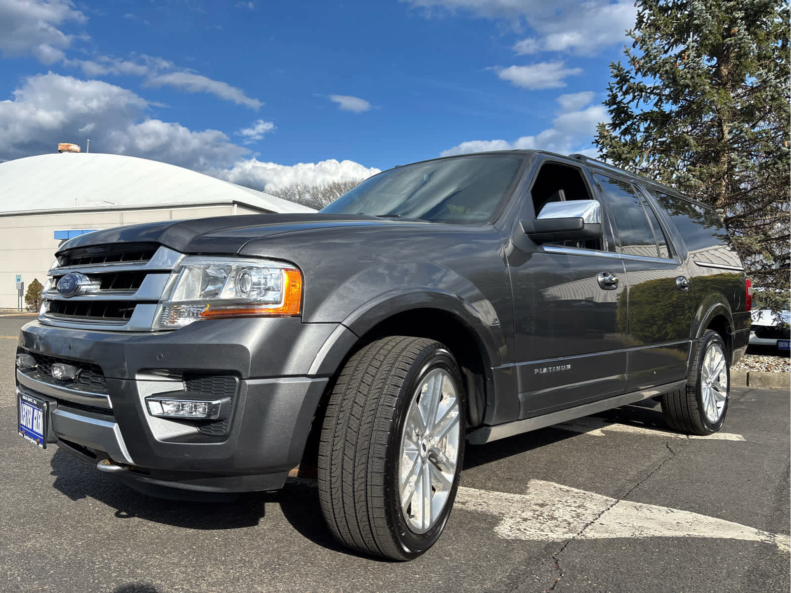 Used 2017 Ford Expedition EL Platinum image 5