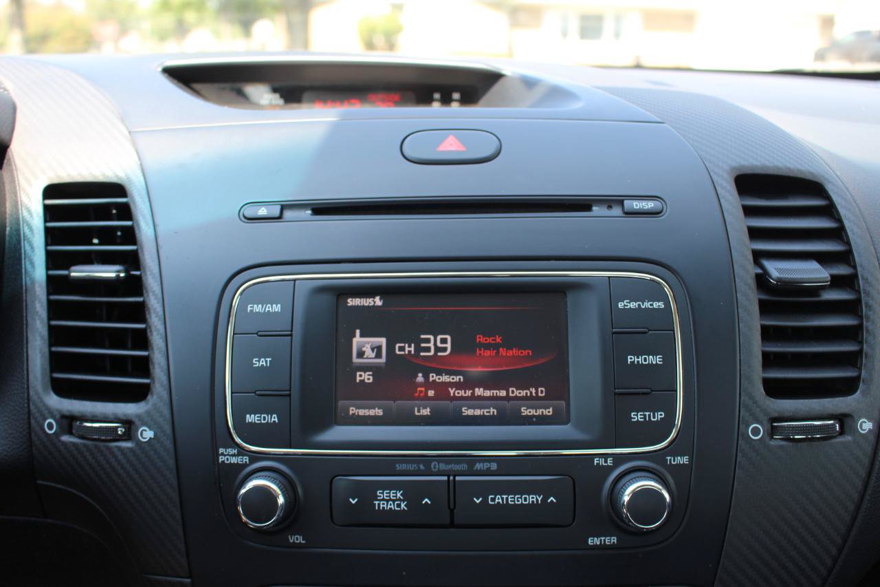 Used 2014 Kia Forte Koup EX FWD image 22