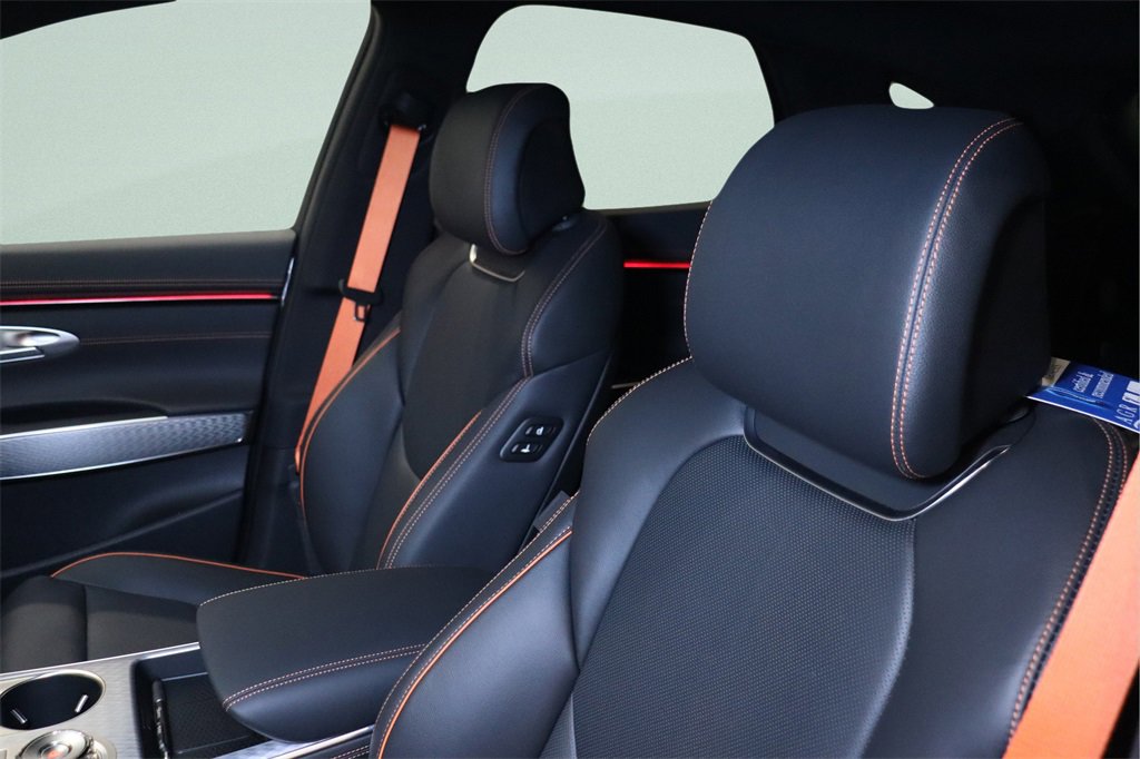 New 2026 Genesis GV70 2.5T Sport Prestige image 9