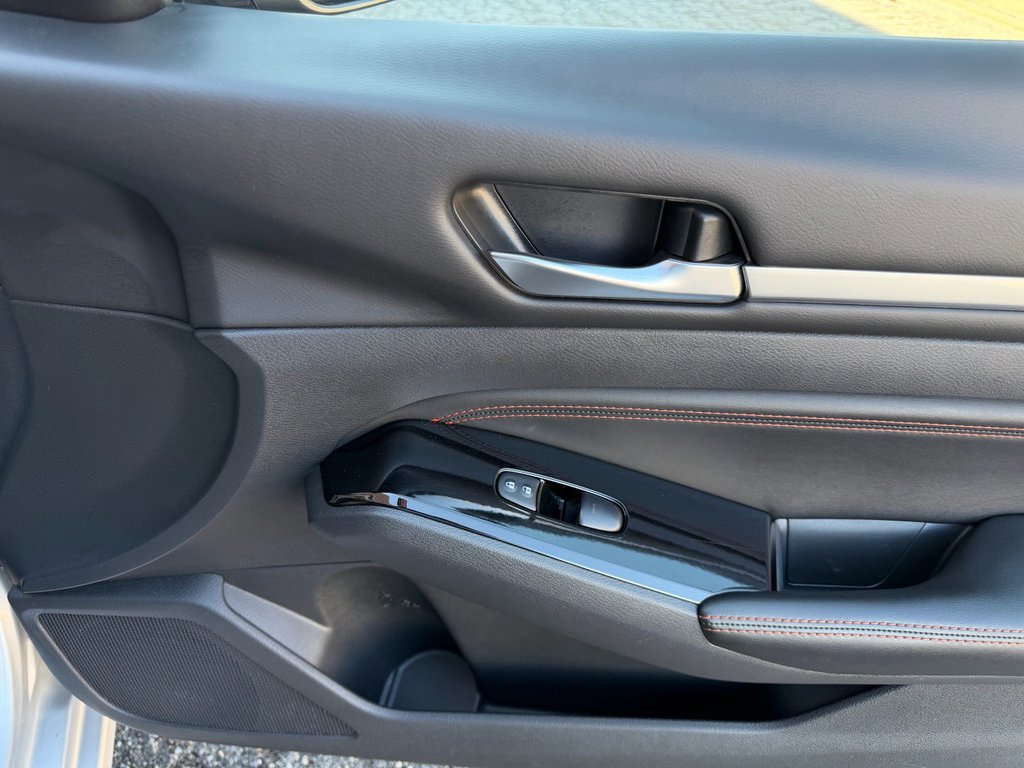 Used 2023 Nissan Altima 2.5 SR image 33