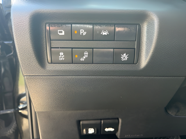 Used 2024 Nissan Kicks S FWD image 22