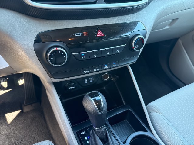 Used 2019 Hyundai Tucson SE AWD/4WD image 17