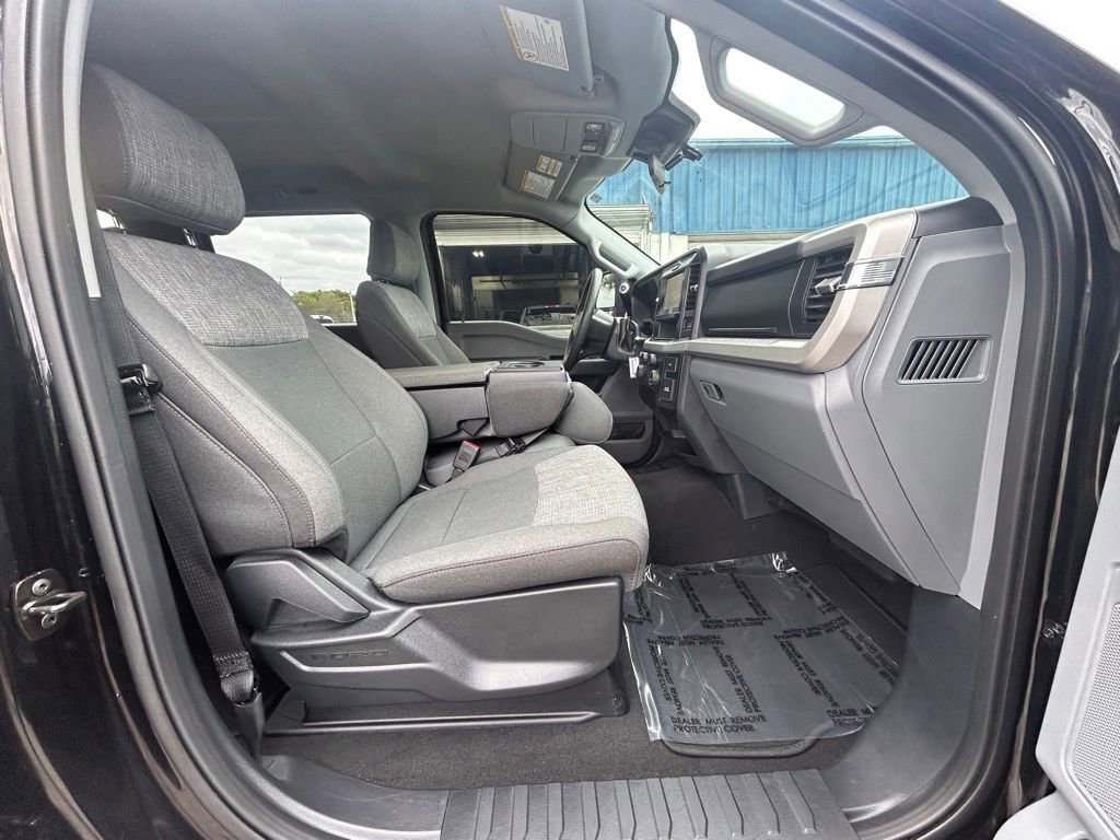 Used 2025 Ford F250 XLT image 24