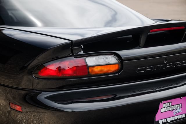 Used 2002 Chevrolet Camaro Z28 w/ SS Performance/Appearance Pkg RWD image 49