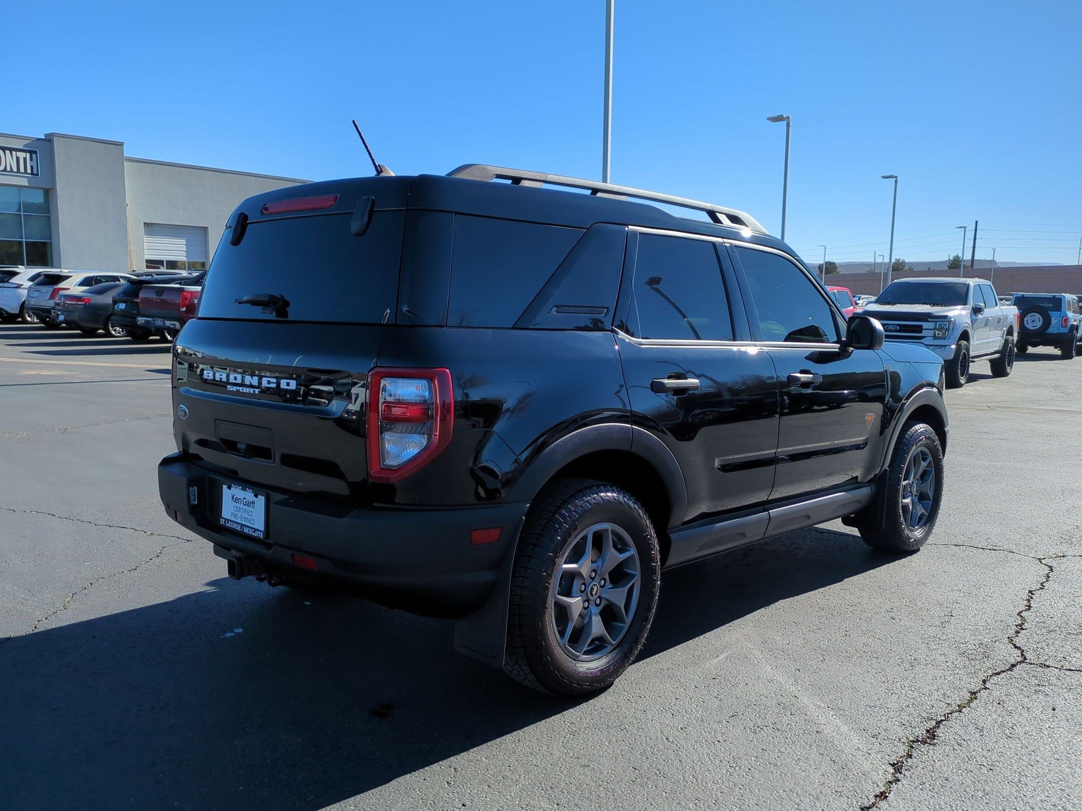 Used 2024 Ford Bronco Sport Badlands image 3