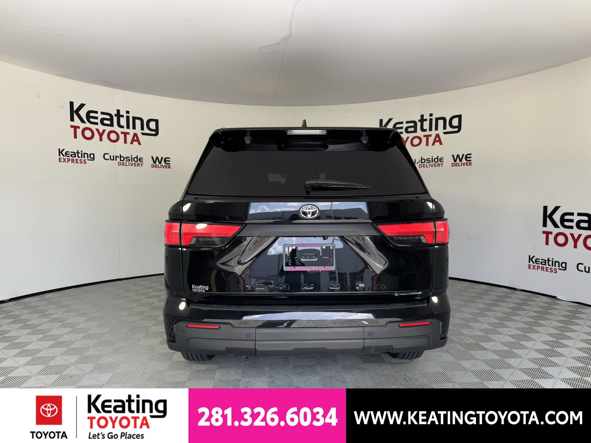 Certified 2025 Toyota Sequoia SR5 AWD/4WD image 7