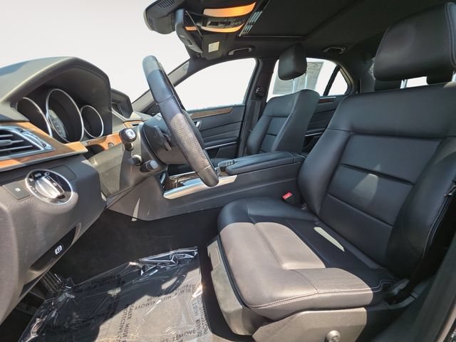 Used 2014 Mercedes-Benz E 350 4MATIC Sedan image 9
