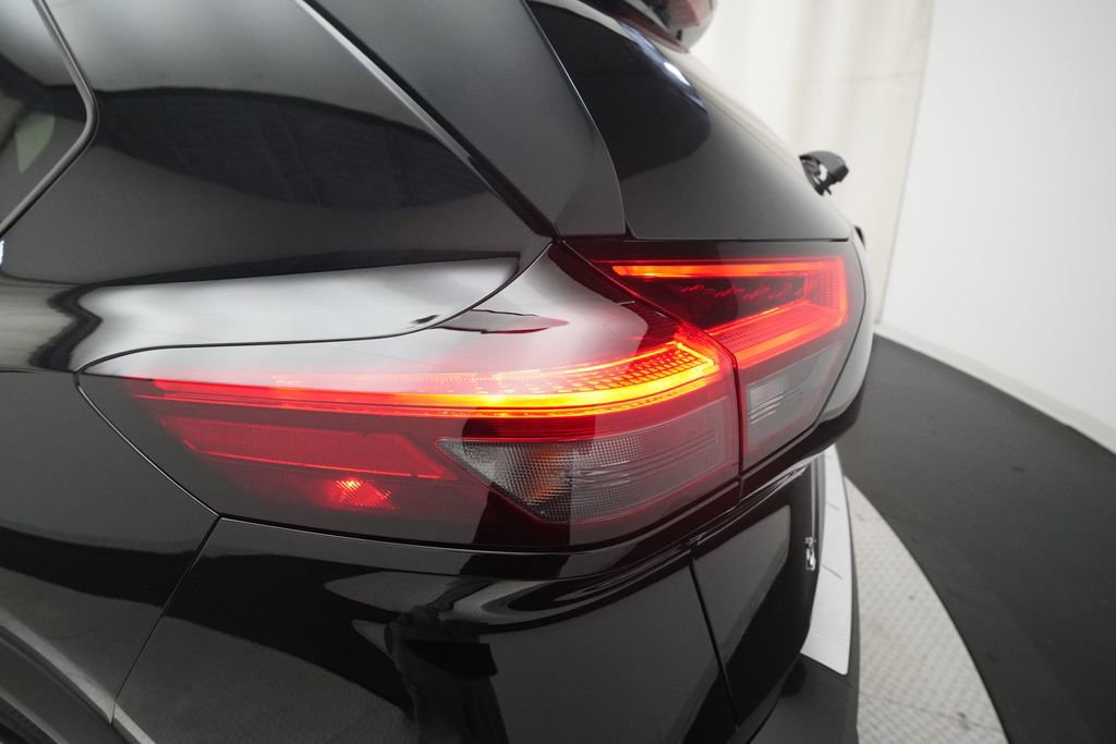 Certified 2025 Nissan Rogue SV w/ SV Premium Package image 33
