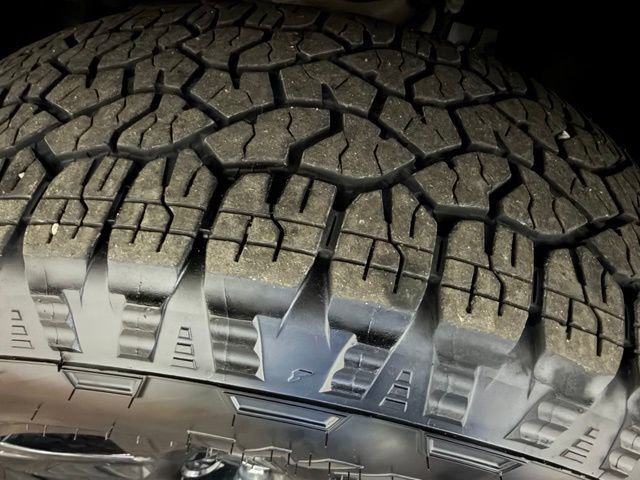 Used 2023 Chevrolet Silverado 1500 Custom image 13