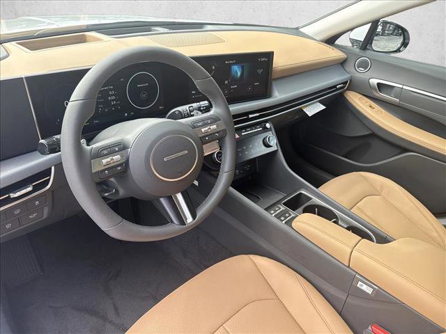 Used 2025 Hyundai Sonata Limited image 3