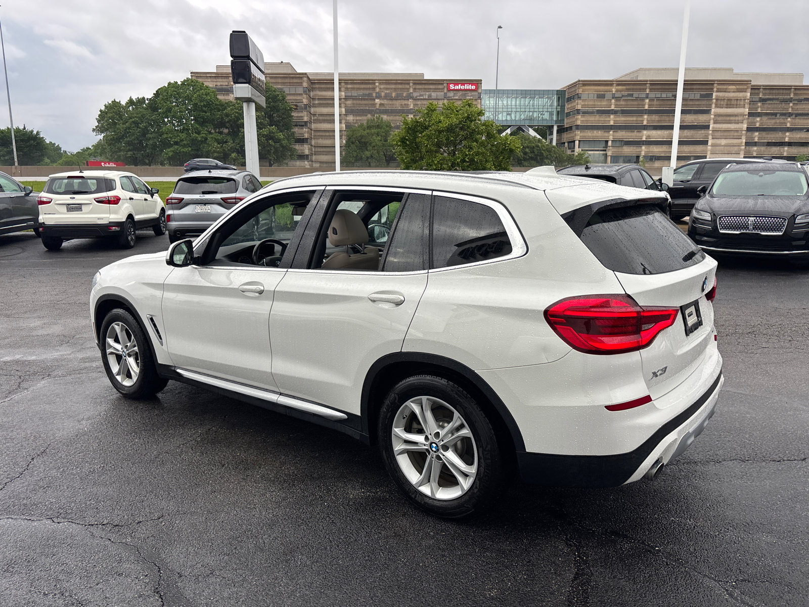 Used 2019 BMW X3 xDrive30i w/ Convenience Package AWD/4WD image 5