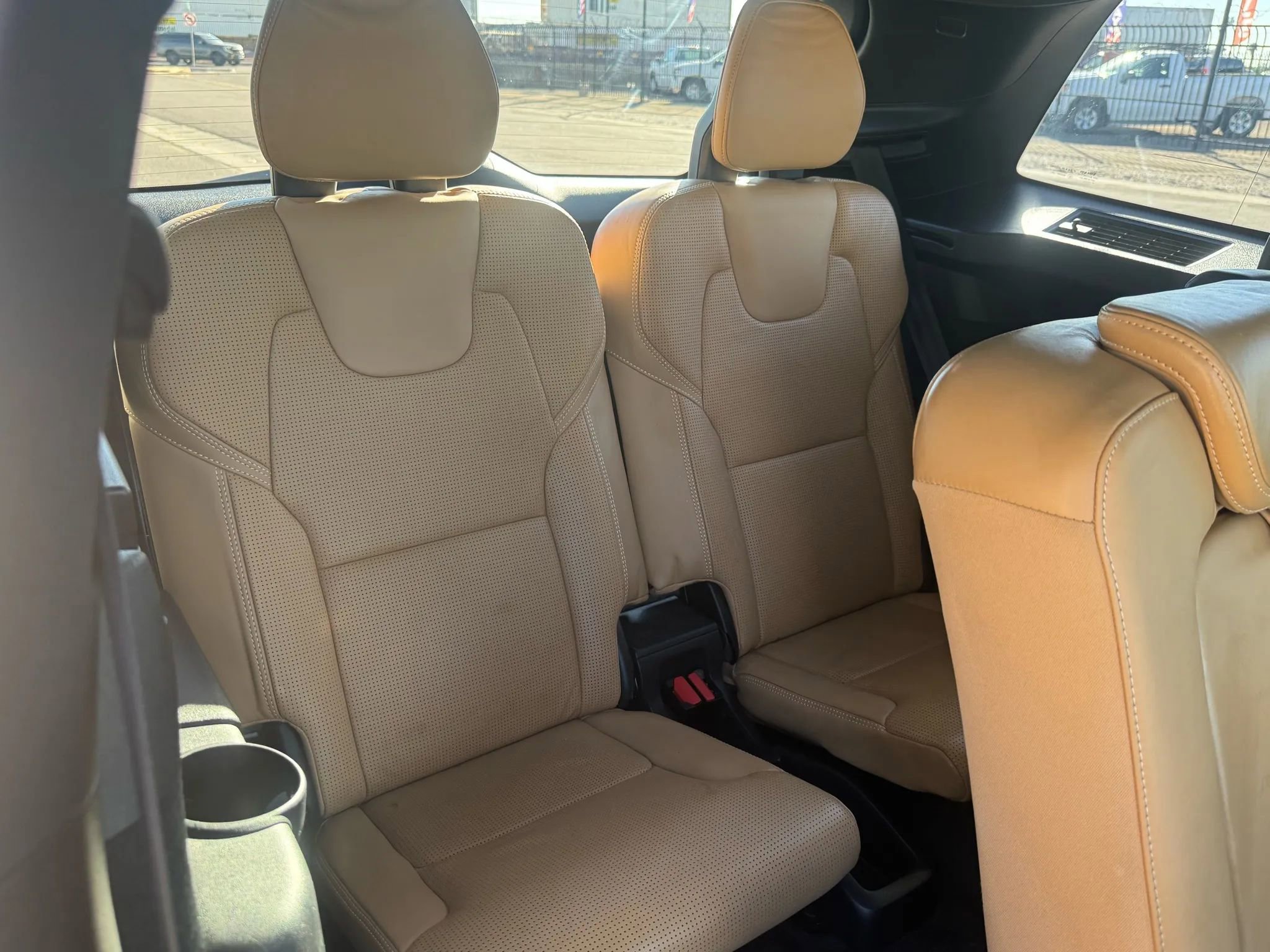 Used 2016 Volvo XC90 T6 image 8