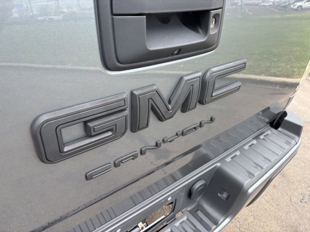 Used 2022 GMC Canyon Elevation image 48