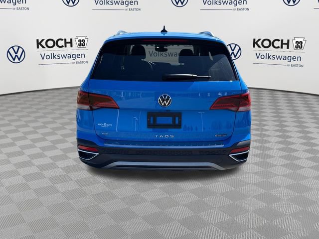 Used 2022 Volkswagen Taos SE w/ Panoramic Sunroof Package image 7