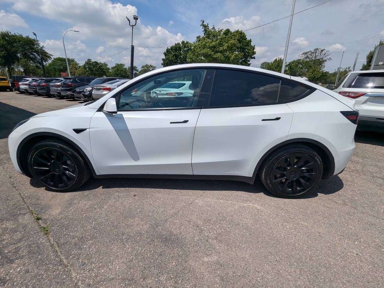 Used 2021 Tesla Model Y Long Range AWD/4WD image 4