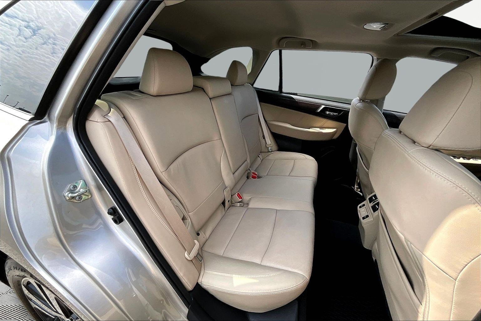 Used 2019 Subaru Outback 2.5i Limited image 24