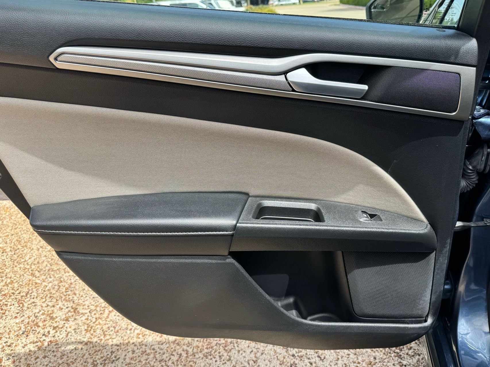 Used 2018 Ford Fusion S FWD image 27