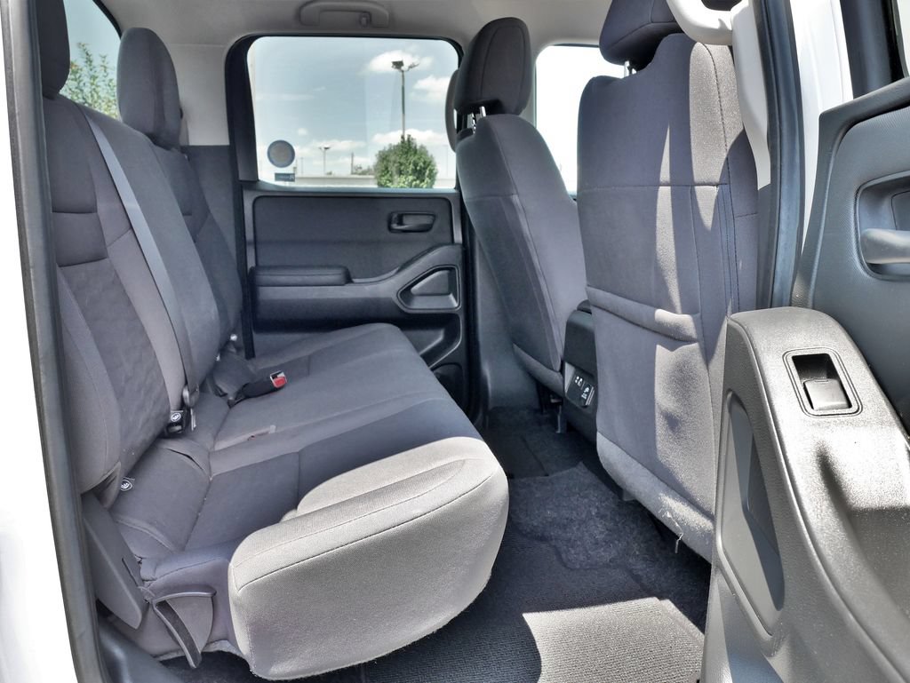 Used 2024 Nissan Frontier S w/ Technology Package AWD/4WD image 11