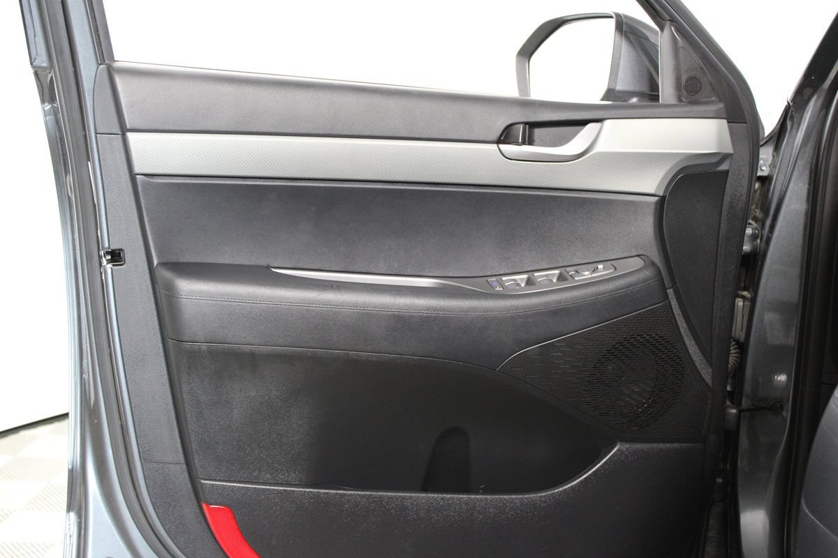 Used 2025 Hyundai Palisade SEL FWD image 8