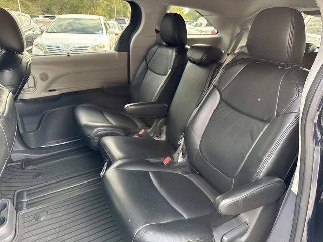 Certified 2023 Toyota Sienna LE w/ LE Plus Package image 13